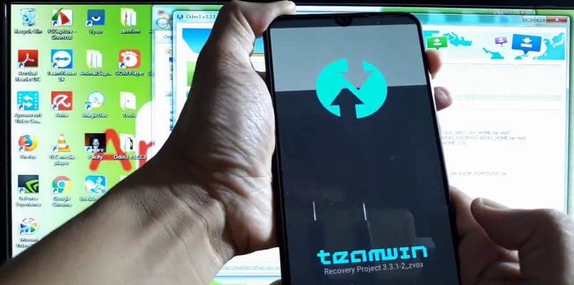 mobiili twrp-sovellus