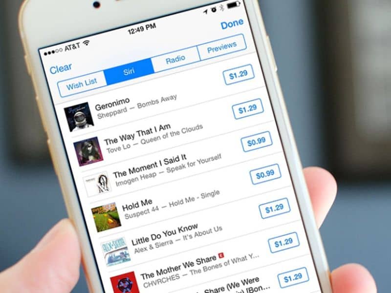 ITunes Store on listattu mobiililaitteella