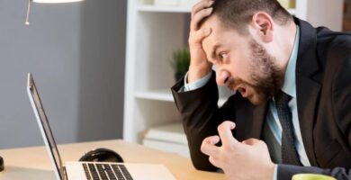 angry man laptop feature 1000x450