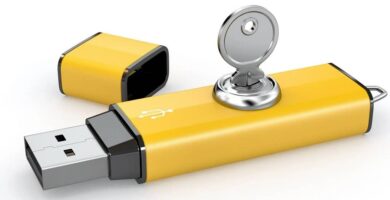 1627088379 pendrive amarillo