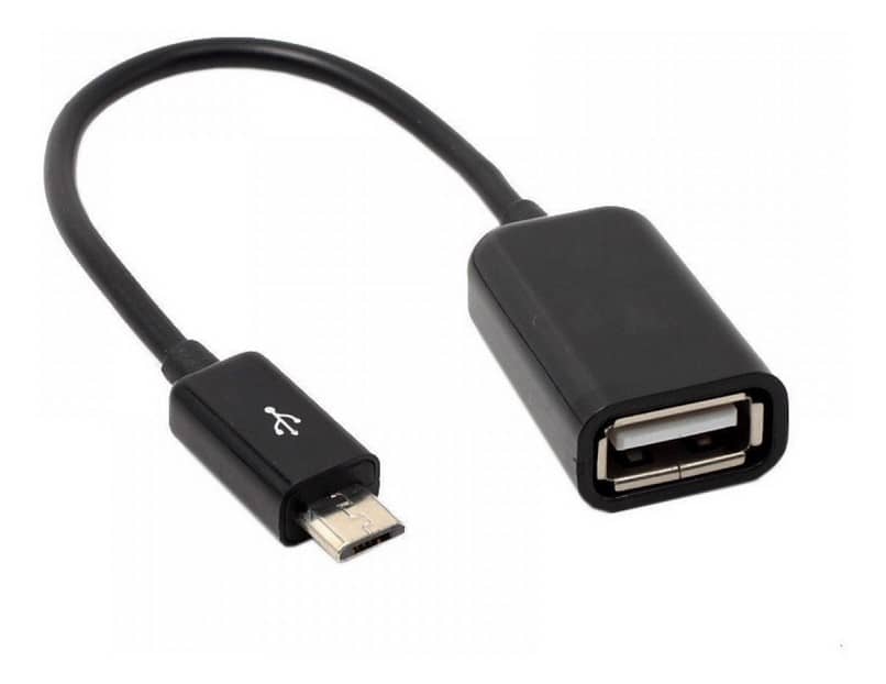 usb-kaapeli valkoinen tausta