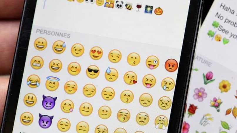 Kuinka saada iPhone Emojis ilmaiseksi Instagramissa