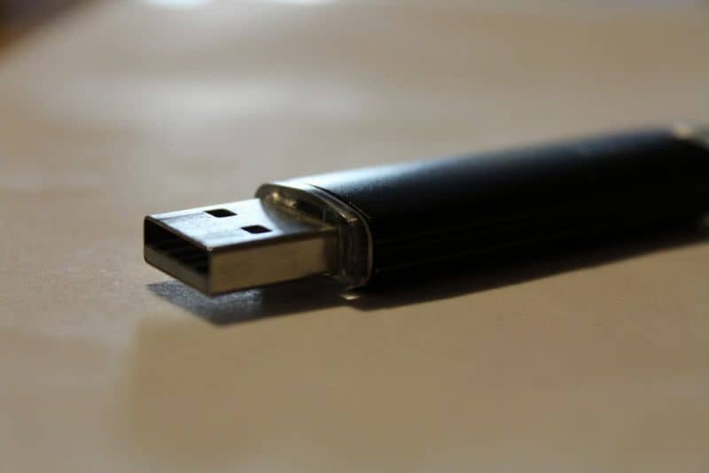 conectar usb celular