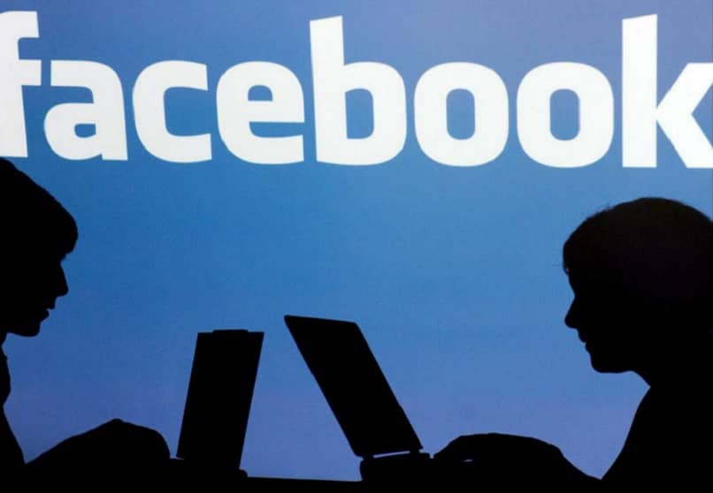 facebook contactos laptos personas sombras