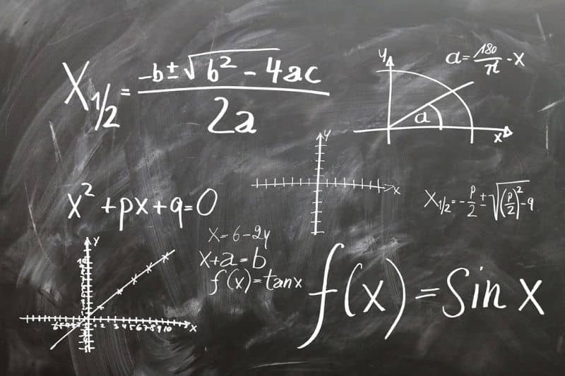 formulas en pizarra