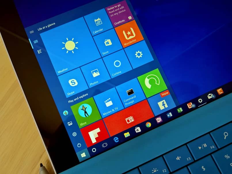 look apps windows 10 pc