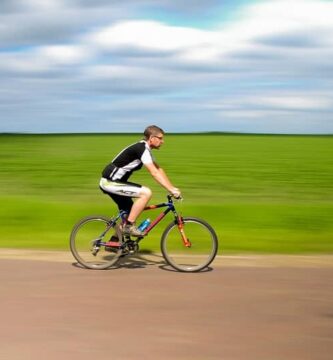 ejercicio bicicleta aire libre